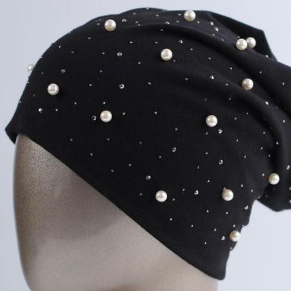 NEW Womens Black Pearl and Rhinestone Beanie